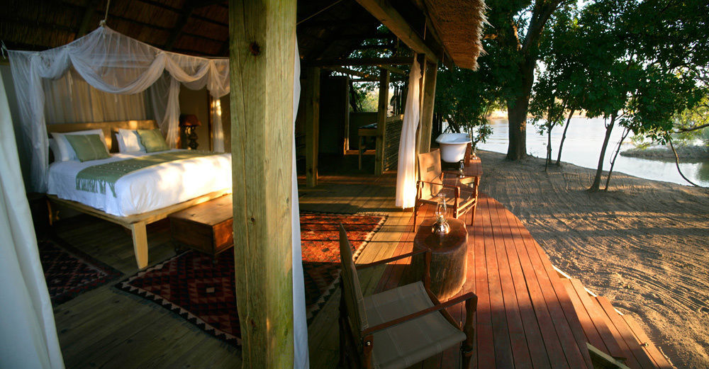 Отель Sindabezi Island Camp Ливингстон Экстерьер фото